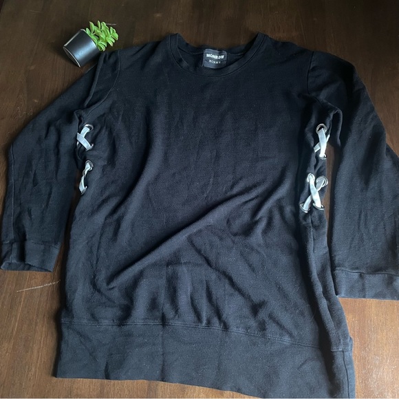 Monrow Mommy Maternity Side Lace Up Long Sleeve Sweatshirt In Black Size Medium - Picture 8 of 9